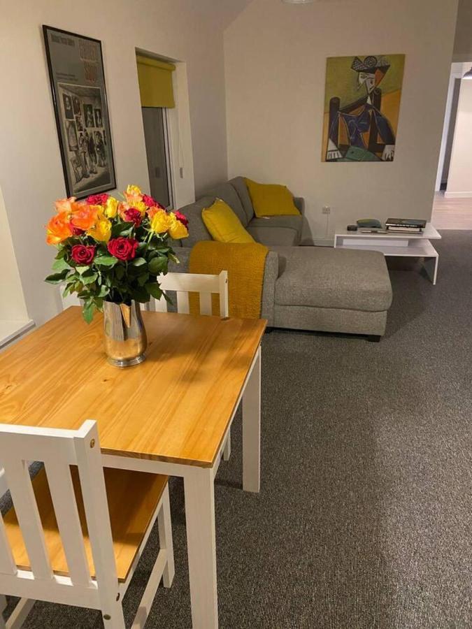 Town House In Ideal Location Central Enniskillen Ngoại thất bức ảnh