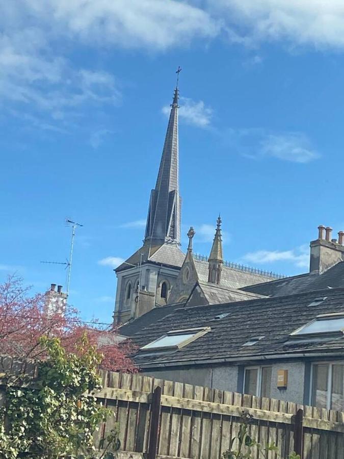 Town House In Ideal Location Central Enniskillen Ngoại thất bức ảnh